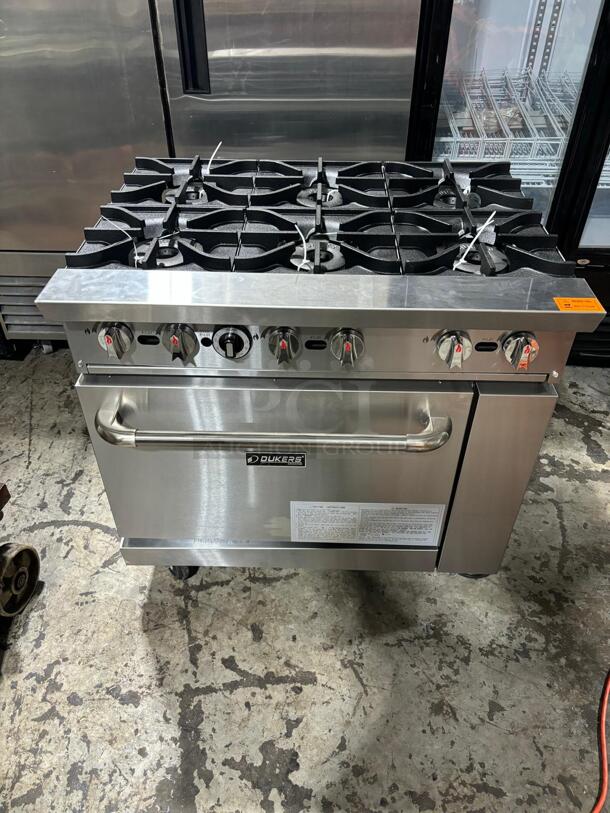 BRAND NEW scratch & dent Dukers DCR36-6B 36″ Commercial Gas Range, Six Open Burners
 - Image 4 of 5