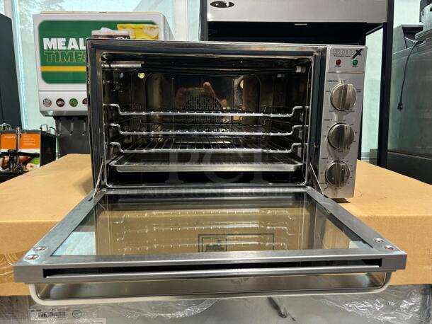 Waring Steel Half-Size Countertop Convection Oven, 120v
 - Image 2 of 6