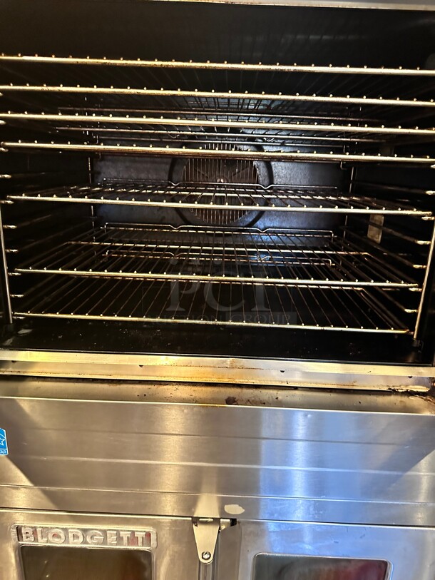 Certified Working Blodgett Commercial Gas Double Stack Convection Oven Great For Baking and All Around Cooking - Image 7 of 8