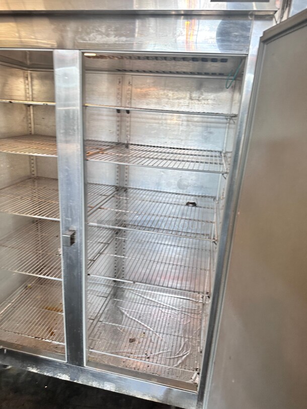 Working Victory Refrigeration VR2 Refrigerator, Reach In, 2 Section, Value Line, Energy Star, 45.4 cu ft 115 Volt - Image 6 of 6