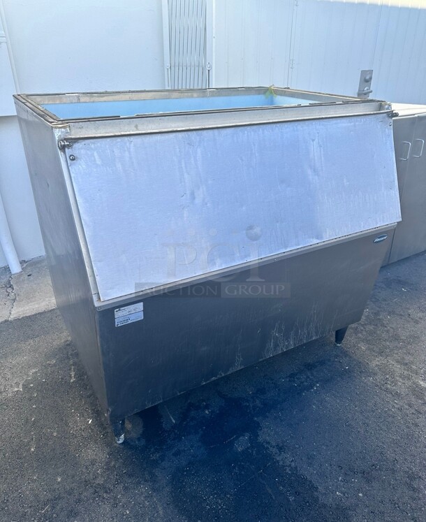 Clean! Follett 650-44 44Inch Ice Bin - 660 lb Capacity NSF Great for Any Ice machine Head - Image 5 of 6