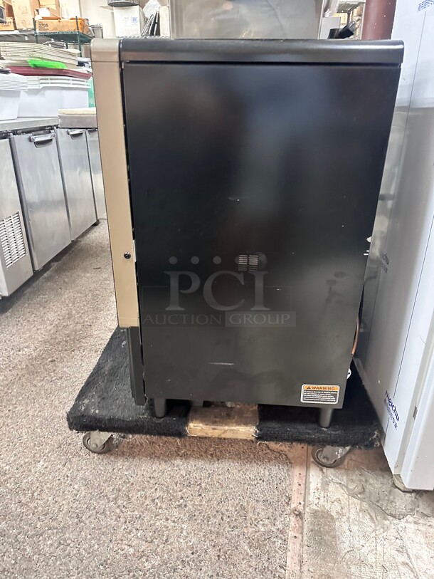 Late Model Bunn B2CSS-312 Sure Immersion 312 Black Single Cup Coffee Brewer - 120V, 1800W Tested and Working Starbucks Machine - Image 7 of 10