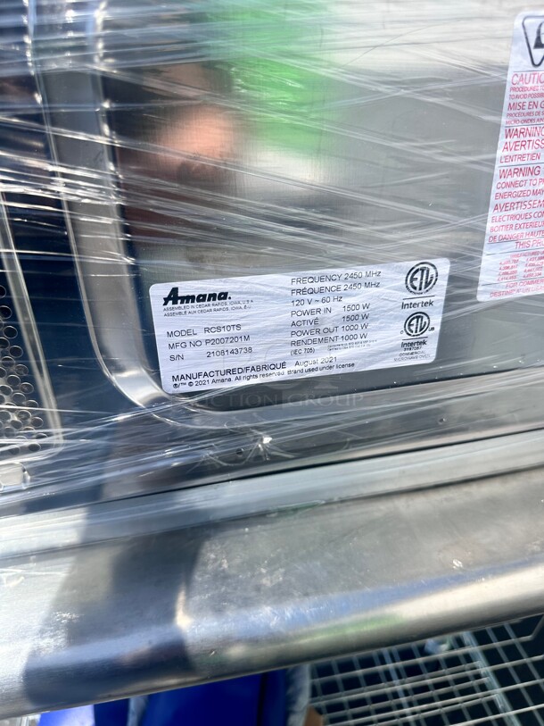 One Year old Amana RCS10TS 1500w Commercial Microwave w/ Touch Pad, 120v  - Image 5 of 5