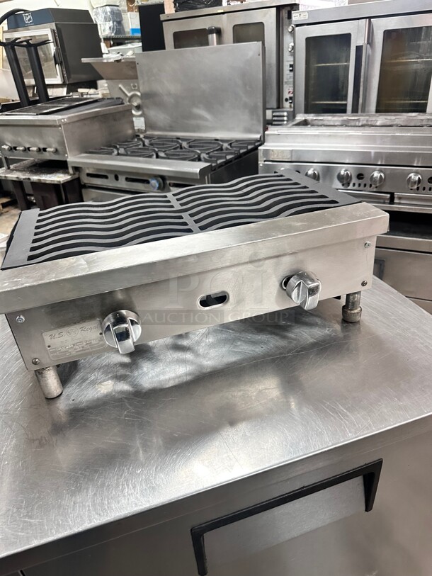 Fully Refurbished Royal Range RHP-224 - Hotplate, gas, 24", (2) burners Tested and Working! - Image 3 of 7