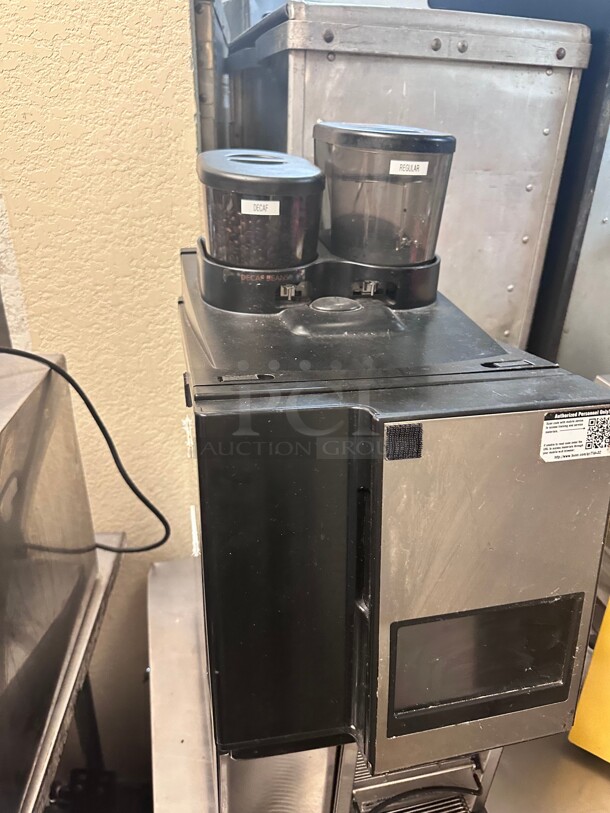 Late Model BUNN Espresso Sure Tamp Steam Super automatic Espresso Machine 220 Volt 1 Phase Working! Makes Great Latte  - Image 6 of 7