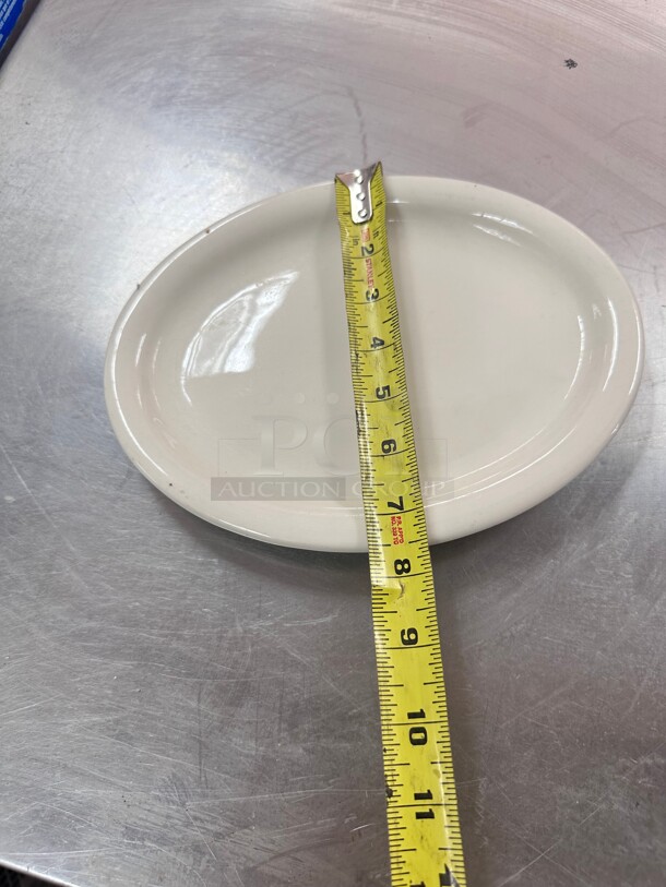 Tuxton 7.5"x9.5" Oval American White Narrow Rim Platter, Nevada, Oval - Image 3 of 5