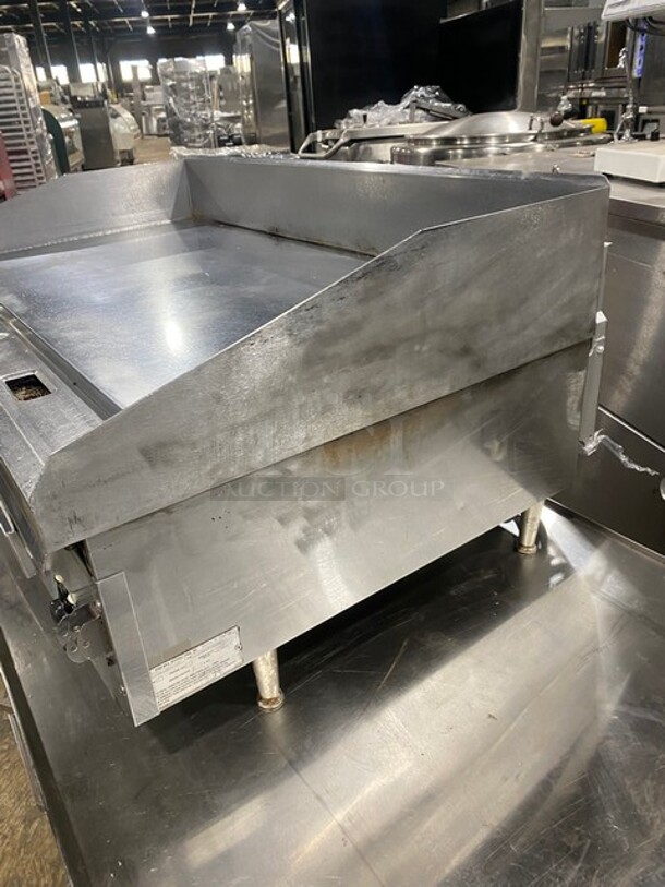 NICE!Lang Commercial Countertop Natural Gas Powered Polish Top Flat Top Griddle! With Back And Side Splashes! All Stainless Steel! On Small Legs! SN: GT2481218A0011 - Image 2 of 9