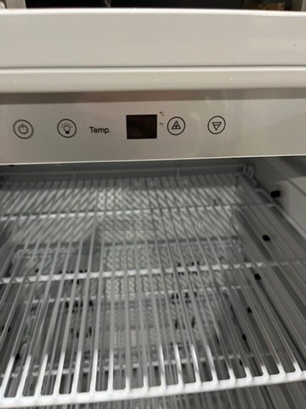NEW! OUT OF THE BOX! SCRATCH-N-DENT! Whynter Commercial Single Door Reach In Cooler Merchandiser! With View Through Door! With Poly Coated Racks! Model: CBM815WS 115V - Image 3 of 7