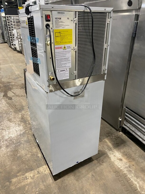SWEET! LIKE NEW! Late Model 2023 Vevor Commercial Floor Style Ice-Making Machine! With Commercial Ice Bin Attached! All Stainless Steel! With Ice Scooper! On Legs! 115V! Model: LB440TA SN: D2371011972A040651! Working When Removed! - Image 3 of 10