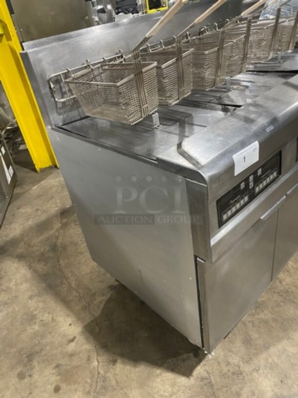 Frymaster Commercial LP Powered 3 Bay Deep Fat Fryer! With Metal Frying Baskets! All Stainless Steel! On Casters! Model: FPPH355CSD SN: 1202IE0089 - Image 4 of 12