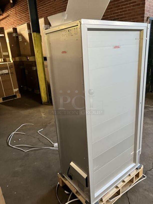 Brand New! In The Box! Bevles Electric Powered Warming/Proofing Cabinet! Holds Full Size Sheet Pans! Model HPC6836! 120V 1 Phase! On Commercial Casters! - Image 5 of 8