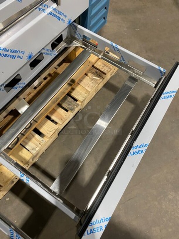 SWEET! NEW! SCRATCH-N-DENT! LATE MODEL! 2019 Asber Commercial Refrigerated 4 Drawer Chef Base! All Stainless Steel! On Casters! Model: ACBR84 SN: 8101864143 115V 60HZ 1 Phase - Image 6 of 9