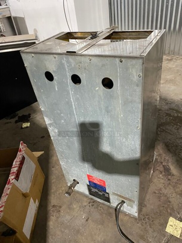 Auto Doner Commercial Countertop Natural Gas Powered Vertical Broiler Gyro Machine! All Stainless Steel! Model: 3PG SN: 23166D - Image 4 of 8