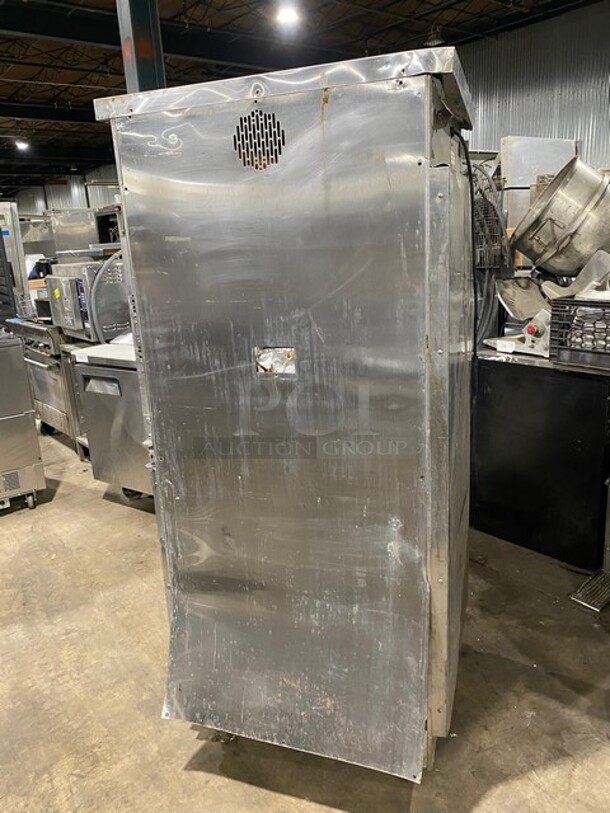 Winston CVap Stainless Steel Commercial 2 Half Size Door Reach In Warming Holding Rack on Commercial Casters! MODEL HA4522ZE SN:20070420072 120V 1PH - Image 2 of 11