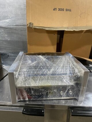 NEW! IN THE BOX! Wells Commercial Countertop Hot Dog Roller Grill! All Stainless Steel! Model: WRG30SR 120V