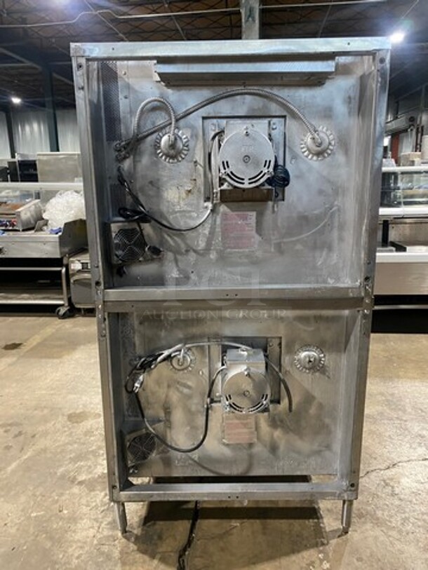 Blodgett Commercial Natural Gas Powered Double Deck Convection Oven! With View Through Doors! Metal Oven Racks! All Stainless Steel! On Casters! 2x Your Bid Makes One Unit! - Image 3 of 10