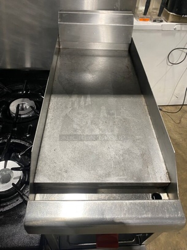 FAB! Franklin Commercial Natural Gas Powered 6 Burner Stove With Right Side Flat Griddle And Cheese Melter Combo! Griddle Has Side Splashes! With Raised Back Splash And Salamander Shelf! With Single Small Door Storage Space! With Oven Underneath! Metal Oven Racks! All Stainless Steel! On Legs! - Image 7 of 12