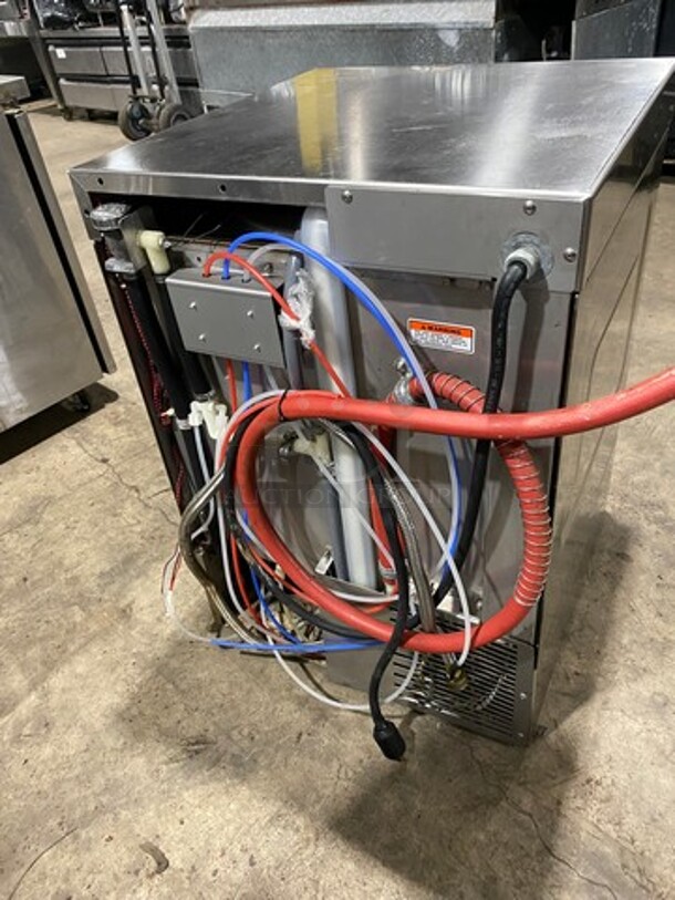 NICE! Hobart Commercial Under Counter Dishwasher! With Pegged Dish Crate! All Stainless Steel! Model: LXIC SN: 231127081 120V 60HZ 1 Phase - Image 4 of 9