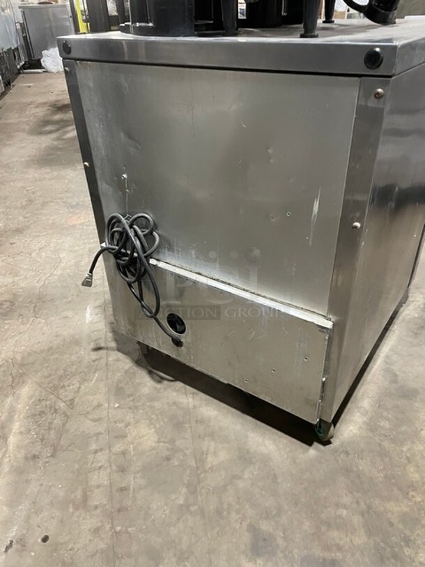 True Commercial Single Door Refrigerated Lowboy/Worktop Cooler! All Stainless Steel! With Poly Coated Racks! On Casters! 115V 1 Phase! Model: TUC-27 SN: 8505013! - Image 3 of 7
