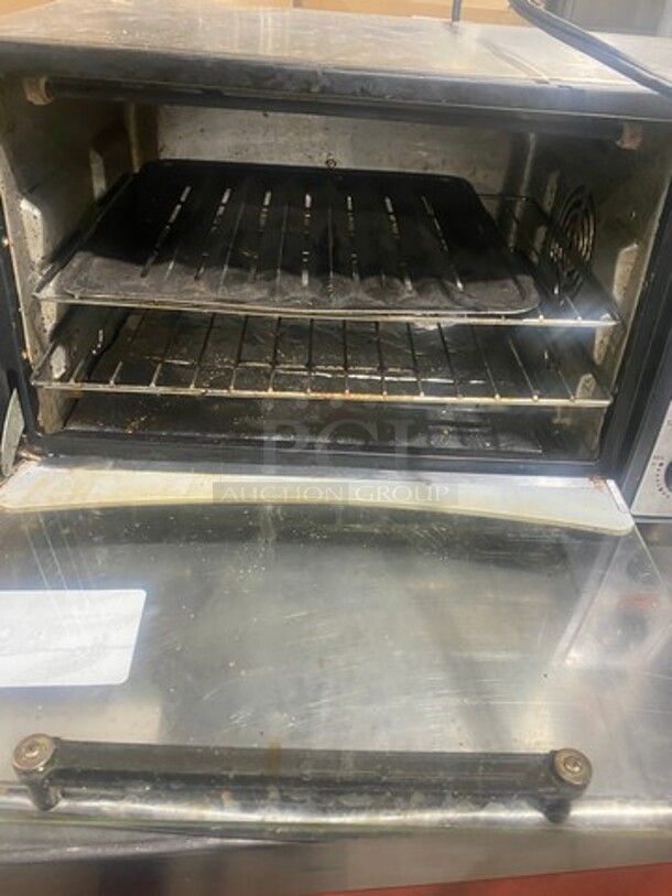 Euro Pro Countertop Toaster Oven! Model: TO251 120V - Image 5 of 8