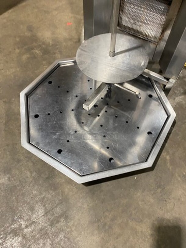 LATE MODEL! 2018 Axis Commercial Natural Gas Powered Kebab/ Gyro Machine! All Stainless Steel! Model: AXVB4 SN: 885900GD4UL180162! Working When Removed! - Image 5 of 10