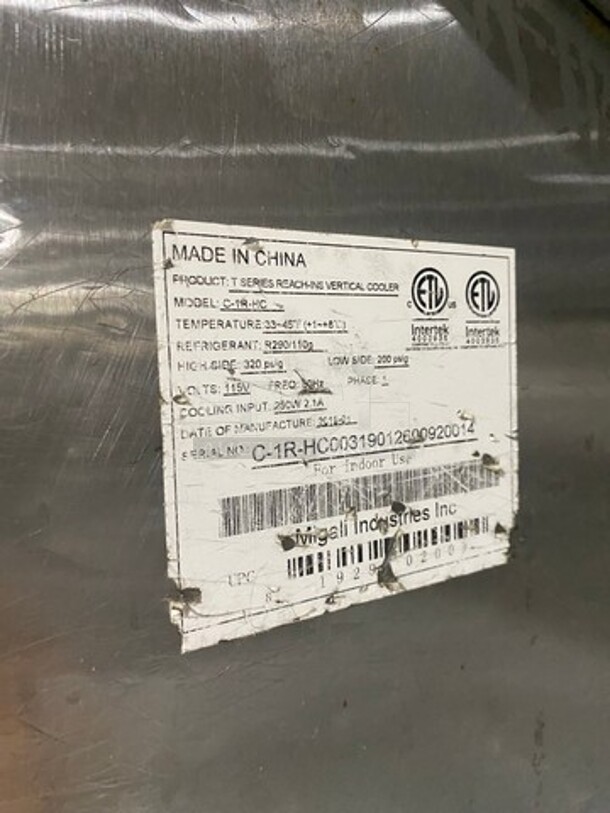 Migali Commercial Single Door Reach In Cooler! With Poly Coated Racks! All Stainless Steel! On Casters! Model: C1RHC SN: C1RHC00319012600920014 115V 60HZ 1 Phase - Image 7 of 9