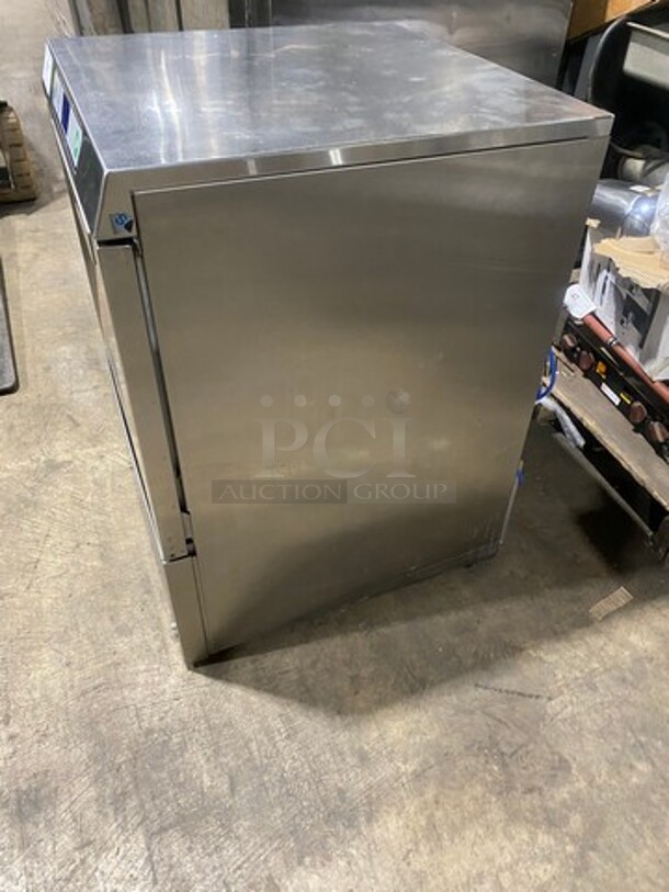 FAB! Hobart Commercial Under The Counter Dishwasher! All Stainless Steel! Model: LXEH SN: 231156068 120/208/240V 60HZ 1 Phase - Image 3 of 10