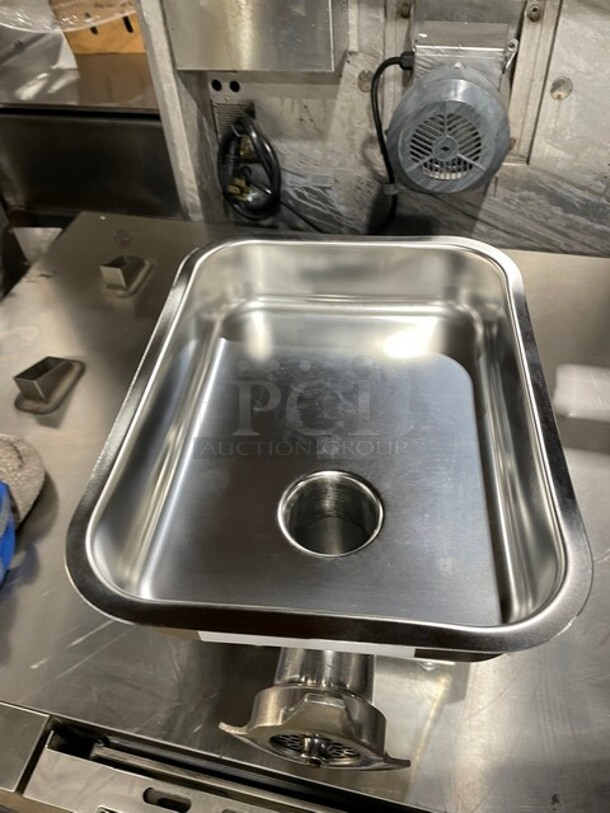 Late Model! 2021 Vollrath Commercial Countertop Meat Grinder! All Stainless Steel! 110V 1 Phase! Model: MIN0012 SN: D04-00208504-0021! - Image 6 of 10