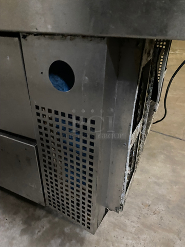 True Commercial 2 Drawer Refrigerated Chef Base! All Stainless Steel! On Casters! Model: TRCB5260 SN: 14498498 115V 60HZ 1 Phase - Image 7 of 8