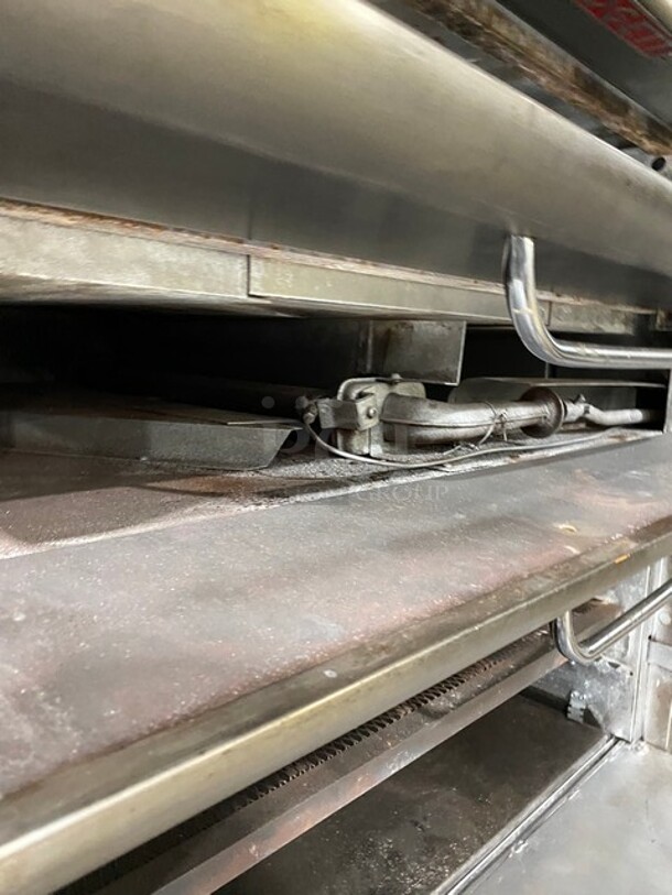 Blodgett Commercial Natural Gas Powered Double Deck Baking/ Pizza Oven! All Stainless Steel! On Legs! 2x Your Bid Makes One Unit! Working When Removed! - Image 7 of 12