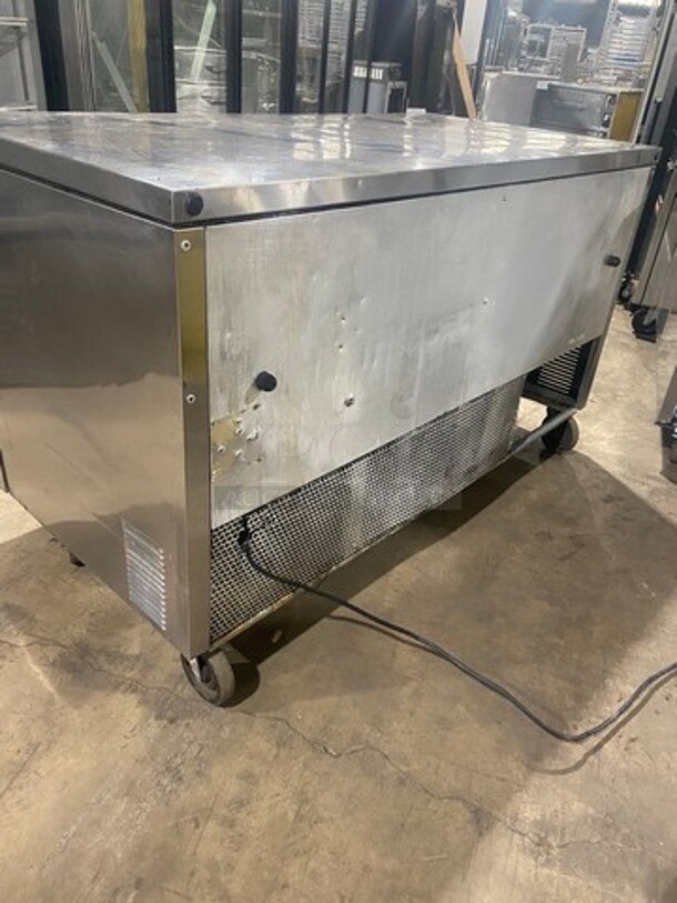 True Commercial Refrigerated 4 Drawer Lowboy Worktop Cooler! All Stainless Steel! On Casters! Model: TUC60D4 SN: 13167501 115V 60HZ 1 Phase - Image 3 of 9