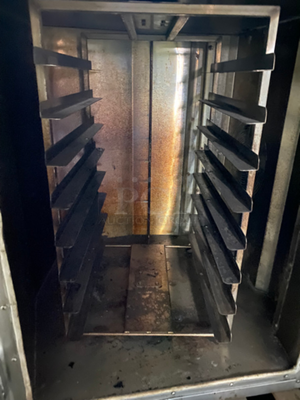 Baxter Commercial Electric Powered Mini Rotating Rack Oven! With 2 View Through Doors! Built In Pan Rack! All Stainless Steel! Model: 0V300EMS SN: 241007968 208V 60HZ 3 Phase - Image 5 of 10
