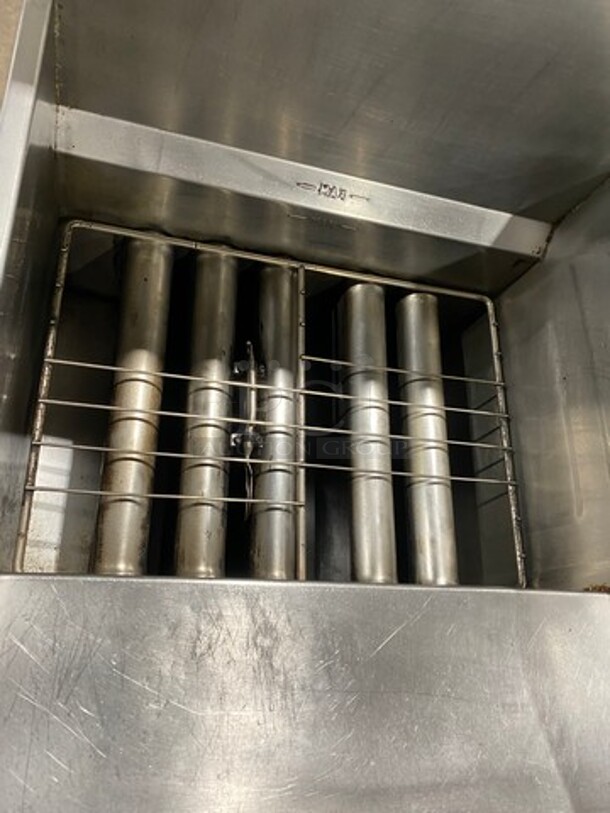WOW! Vulcan Commercial Natural Gas Powered 3 Bay Deep Fat Fryer! All Stainless Steel! On Casters! Model: 3GR65F SN: 481533671 - Image 6 of 11