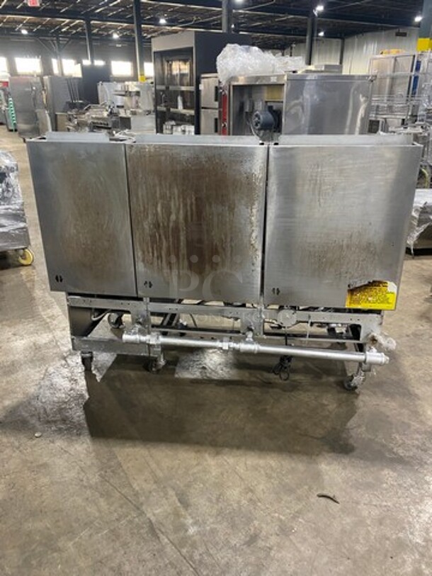 WOW! Vulcan Commercial Natural Gas Powered 3 Bay Deep Fat Fryer! All Stainless Steel! On Casters! Model: 3GR65F SN: 481533671 - Image 3 of 11