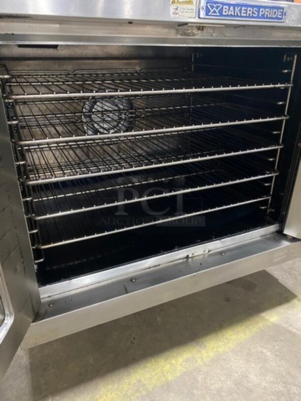 Bakers Pride Commercial Electric Powered Single Deck Convection Oven! With View Through Doors! Metal Oven Racks! All Stainless Steel! With Legs! Model: GDCO11E SN: 555361102003 208V 60HZ 1/3 Phase - Image 5 of 9