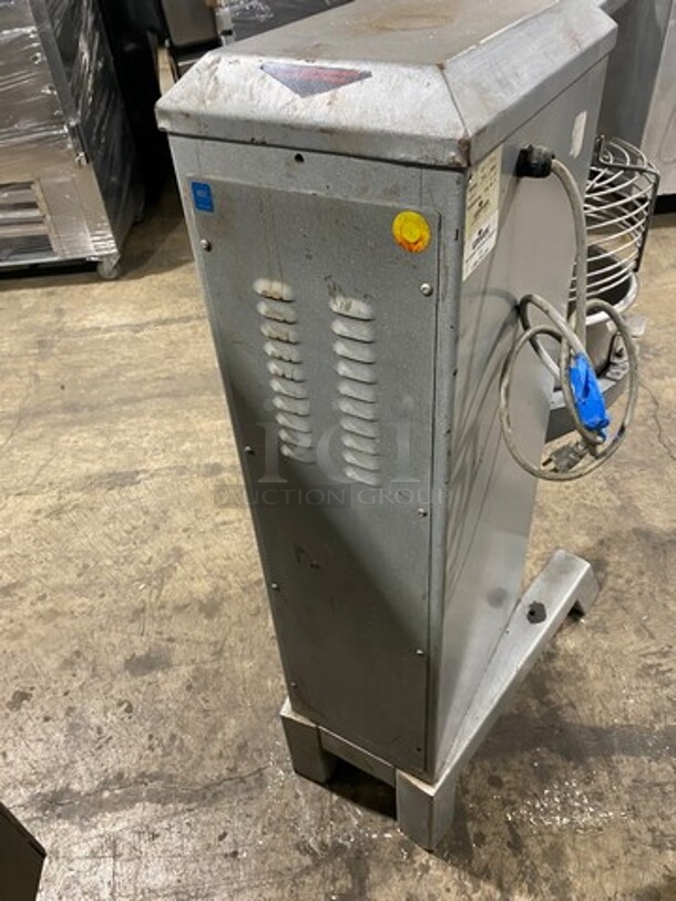 NICE! Univex Commercial 30 Quart Planetary Mixer! With Mixing Bowl And Guard! With Paddle Attachment! Model: SRM30 SN: M08020154 115V 60HZ 1 Phase! Working When Removed! - Image 4 of 10