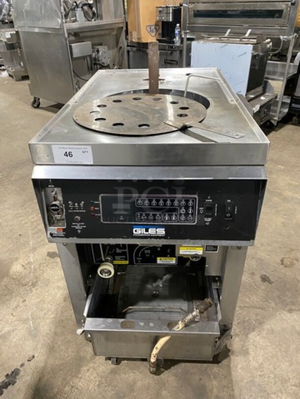 WOW! Giles Electric Powered Heavy Duty Open Fryer! With Automatic Lift And Basket! With Oil Filter System! Model: GEF400 SN: A909240817 208V 60HZ 3 Phase