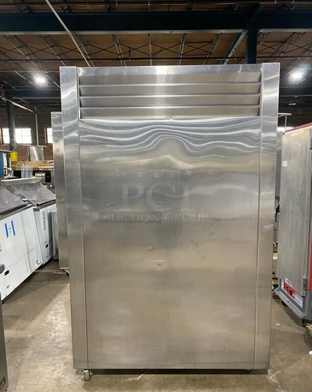 NICE! Traulsen Commercial 4 Split Door Reach In Cooler! With Poly Coated Racks And Built In Pan Racks! All Stainless Steel! On Casters! Model: AHT232NUT122 SN: T722770L99 115V 1 Phase - Image 2 of 10