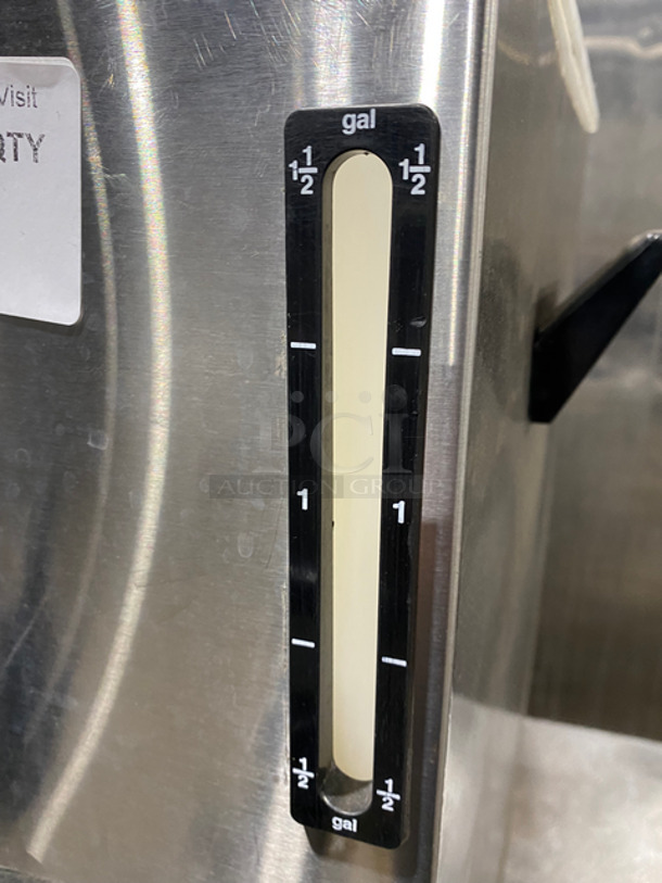 Bunn Commercial Countertop Iced Tea Server/ Beverage Dispenser! With 2 Spouts! Houlds Up To 1.5 Gallons! Solid Stainless Steel! Model: TD4T DUAL SN:TD40164652 - Image 8 of 8