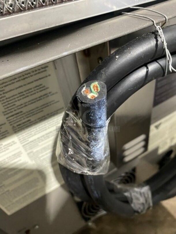 LATE MODEL! 2015 Turbo Chef Commercial Countertop Rapid Cook Oven! On Small Legs! Model: NGO SN: NGOD19239 208/240V 60HZ 1 Phase - Image 8 of 8