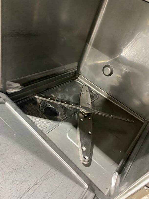 Hobart New Body Style Under The Counter Dishwasher! All Stainless Steel! Model: LXEC SN: 231178498 120V 60HZ 1 Phase - Image 5 of 8