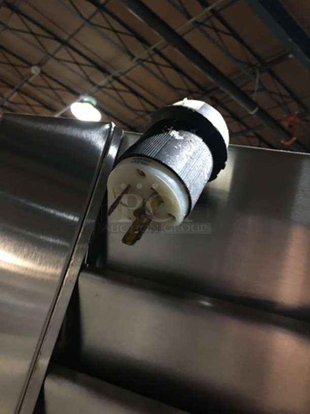 MUST HAVE! Traulsen 2 Door Half Cooler Half Freezer Combo Unit! All Stainless Steel! On Casters! Model: ADT232WUT-FHS  - Image 8 of 8