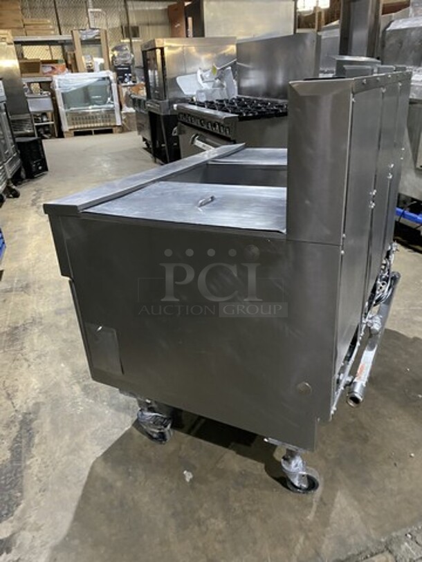 Wow! Pitco Soltice Supreme Natural Gas Powered 3 Bay Deep Fat Fryer! With Digital Control Board! With Oil Filter System! Model SS1460 Serial G13L0061464! With Night Covers! On Casters!  - Image 4 of 12