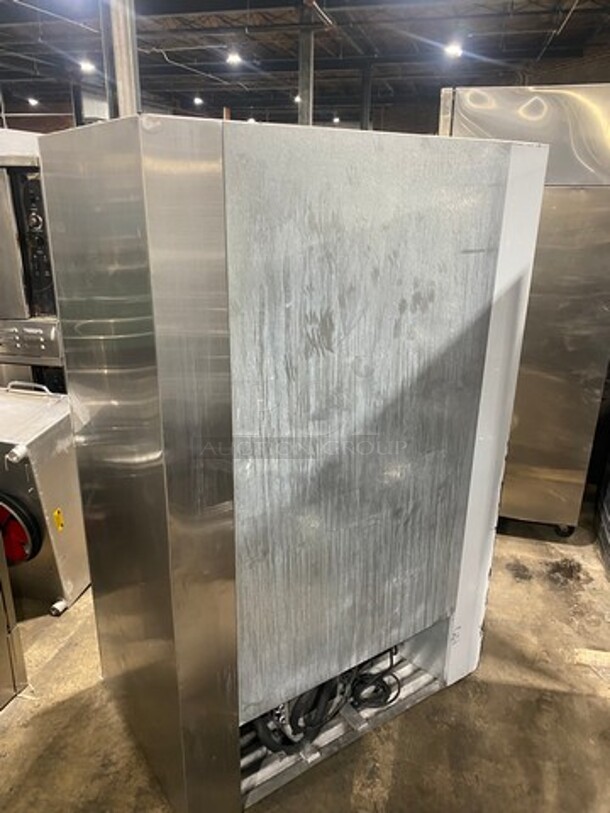 2011 Leader Commercial 2 Door Reach In Cooler Merchandiser! With View Through Doors! With Poly Coated Racks! All Stainless Steel! Model: LS48SC SN: PU11M0069 115V 60HZ 1 Phase - Image 4 of 8