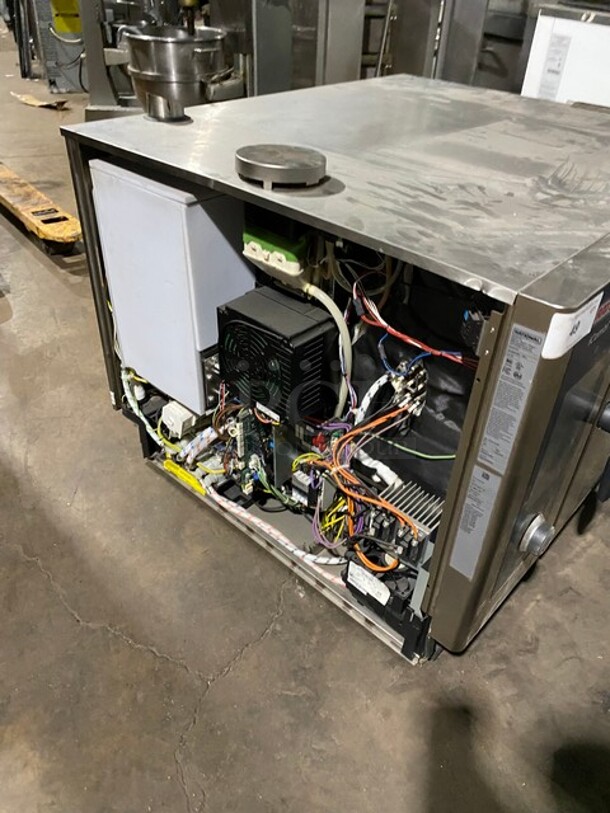 BEAUTIFUL! 2021 LATE MODEL!  Rational Commercial Electric Powered iCombi Pro Combitherm Convection Oven! With View Through Door! All Stainless Steel! Model: LM100CE.AXXXX. - Image 3 of 7