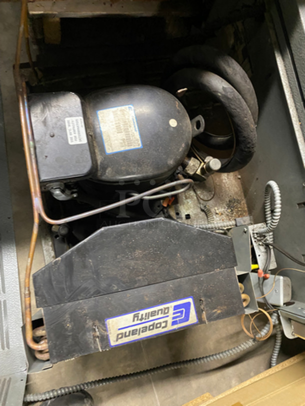 Nor Lake Commercial Self Contained 6 X 6 Walk-In Cooler! With Floor And With  Compressor!  - Image 6 of 6