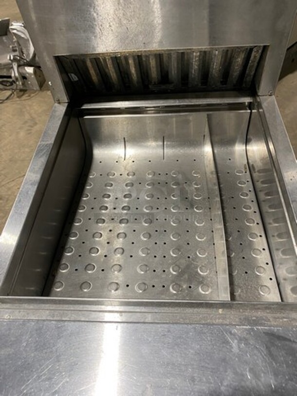 Pitco Commercial Electric Powered Crisp-N-Hold/Fry Warmer Dumping Station! With Backsplash! All Stainless Steel! On Legs! Model: PCF18 SN: E19KD070535 120V60HZ 1 Phase - Image 5 of 10