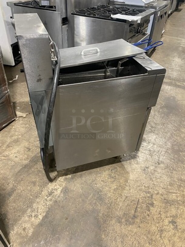 Frymaster Commercial Electric Powered Split Bay Deep Fat Fryer! With Metal Frying Baskets! All Stainless Steel! On Casters! Model: RE1142SE SN: 1508NA0057 208V 60HZ 3 Phase - Image 4 of 11