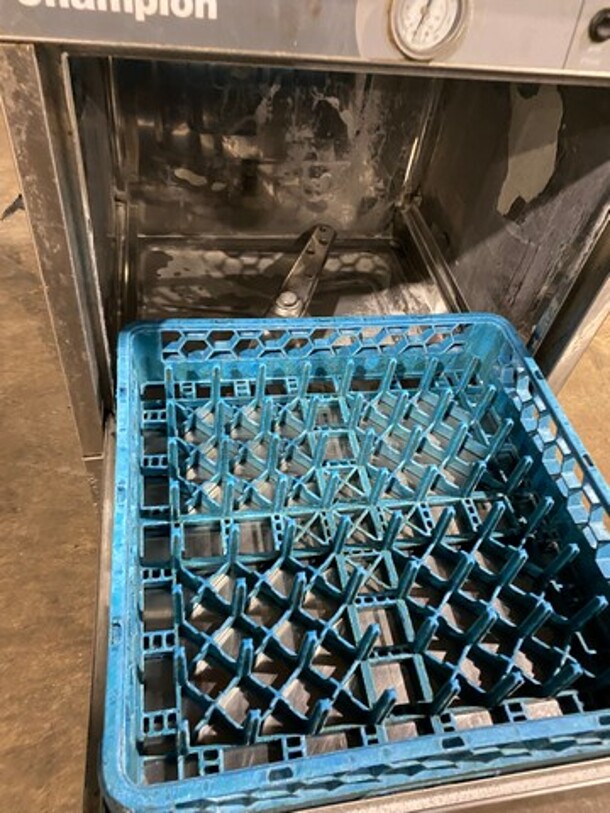 Champion Commercial Under The Counter Dishwasher! All Stainless Steel! Model: UL100 SN: W130336108 120V 60HZ 1 Phase - Image 6 of 10