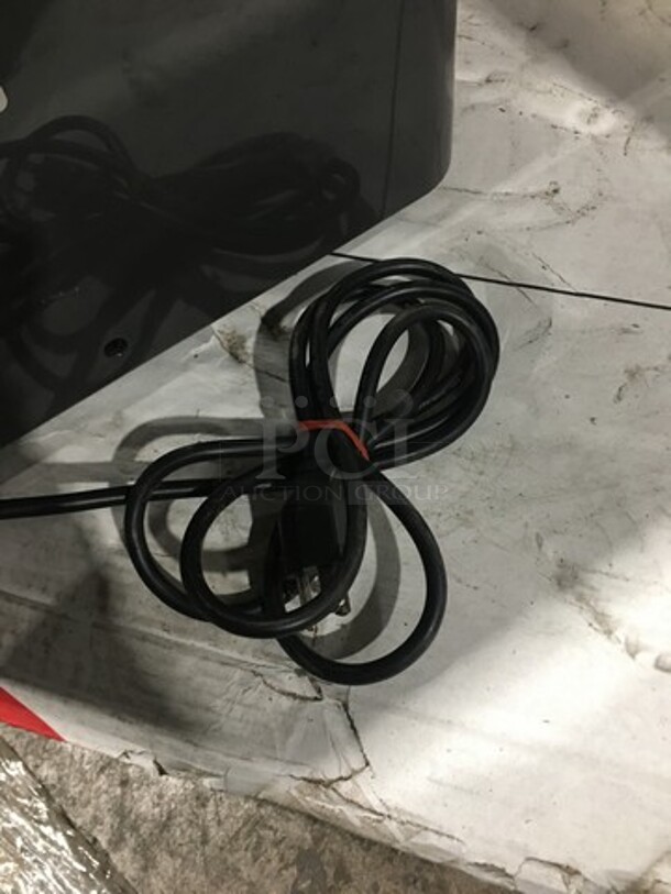 NEW! OUT OF THE BOX! SCRATCH-N-DENT! Danby 50 Pint Auto Restart Direct Drain Dehumidifier Unit! 115V - Image 7 of 8